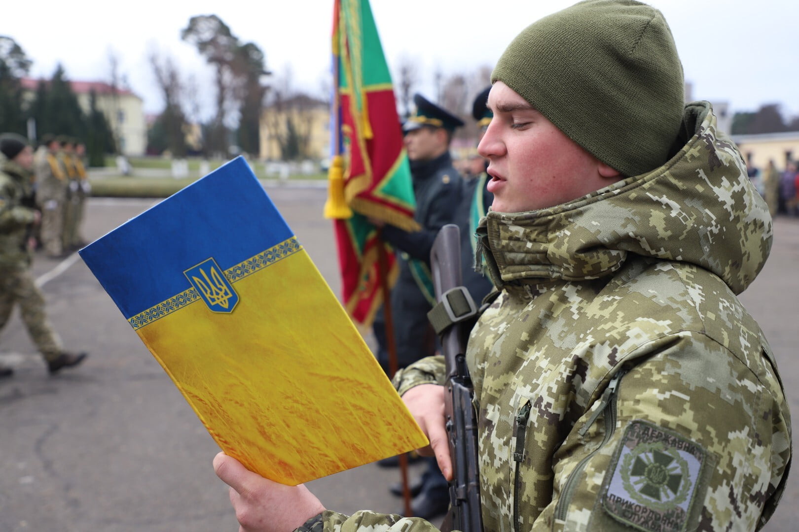 Giovani Guerra Ucraina